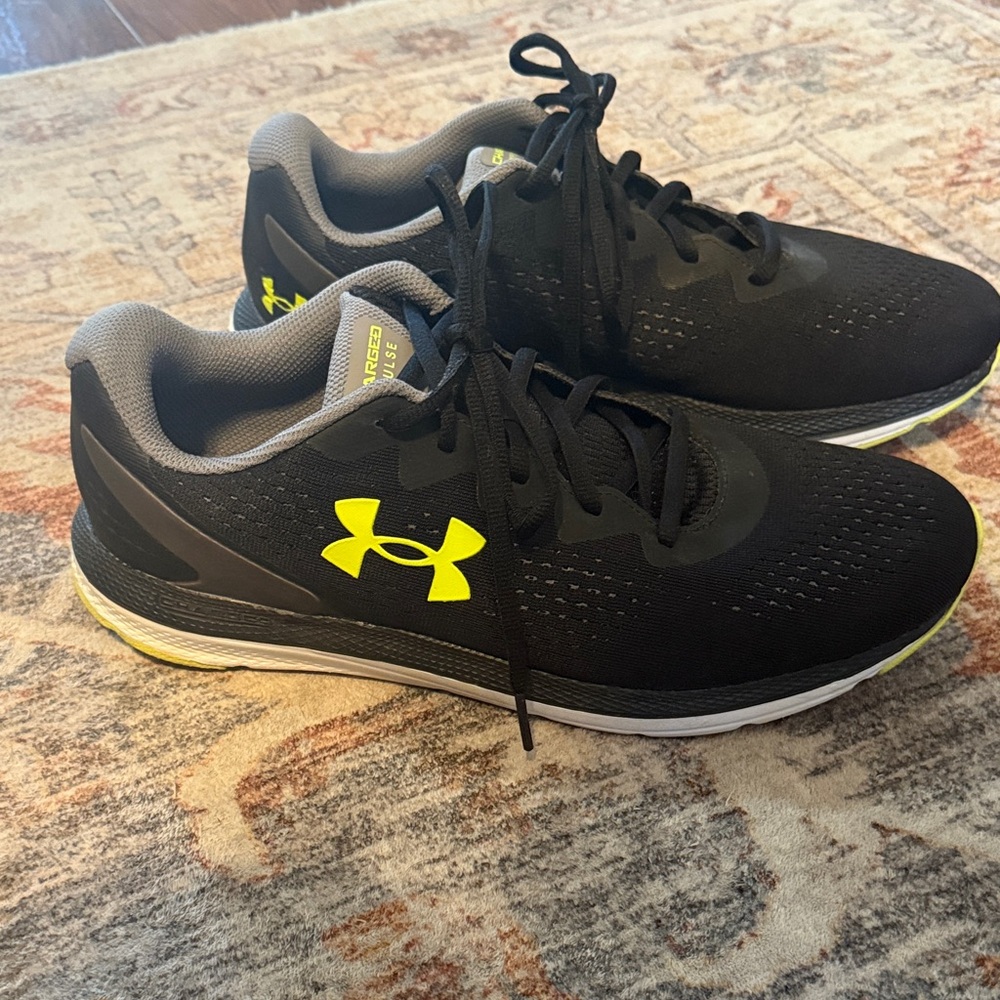 Men's Under Armour Charged Impulse Athletic Shoes